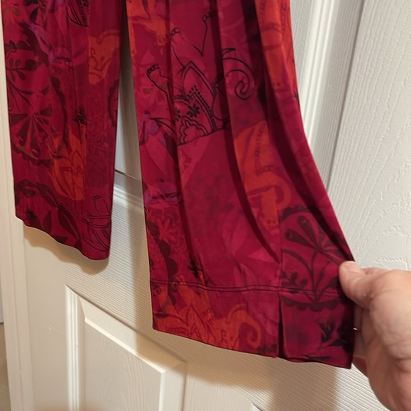 Chico’s cropped stretch pants - size 2-8 - Picture 3 of 5